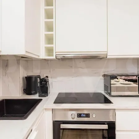 Contemporary Minimalist By Rems Appartement