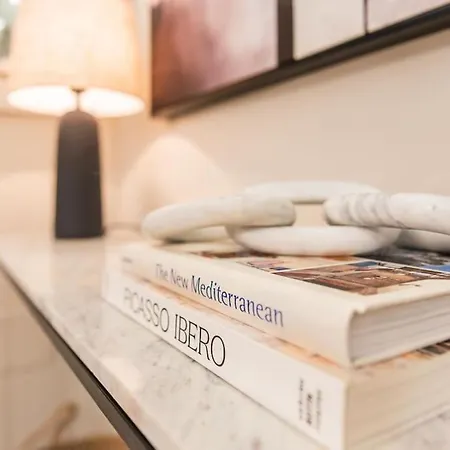Apartament Contemporary Minimalist By Rems *